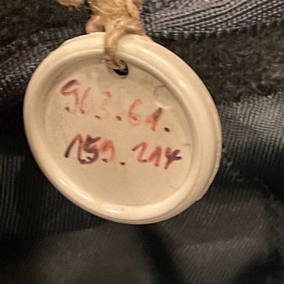 Vintage Gray Blazer with Green Accents - Picture 9 of 10